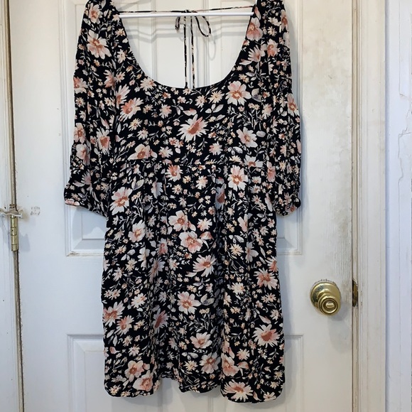 American Eagle Outfitters Dresses & Skirts - American Eagle 3/4 Sleeve Floral Babydoll Dress